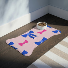 Load image into Gallery viewer, Bowtie Feeding Mat