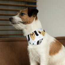 Load image into Gallery viewer, Dog Faces Bandana Collar