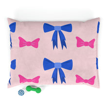 Load image into Gallery viewer, Bowtie Cat Bed
