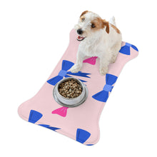 Load image into Gallery viewer, Bowtie Feeding Mat